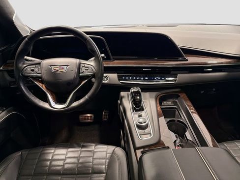 Certified 2022 Cadillac Escalade Sport Platinum w/ Heavy-Duty Trailer Package image 23