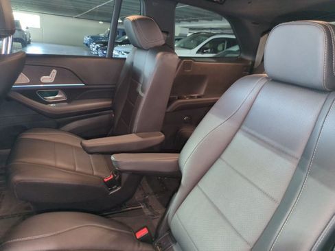 Used 2022 Mercedes-Benz GLS 450 4MATIC image 19