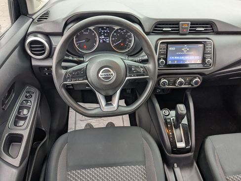 Used 2020 Nissan Versa S image 28