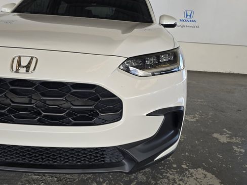 Used 2023 Honda HR-V LX image 14