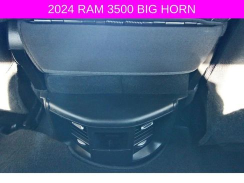 Used 2024 RAM 3500 Big Horn w/ Night Edition AWD/4WD image 14