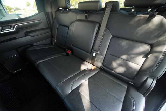 Used 2024 GMC Sierra 1500 SLT RWD image 27