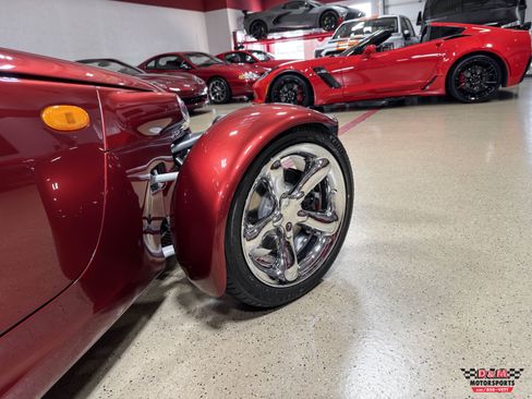 Used 2002 Chrysler Prowler RWD image 45