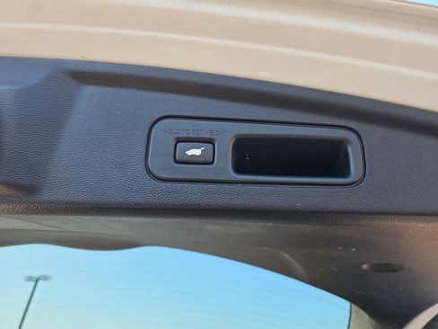 Used 2024 Acura MDX FWD image 15