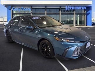Used 2026 Toyota Camry SE w/ Multimedia Upgrade Package FWD video 1