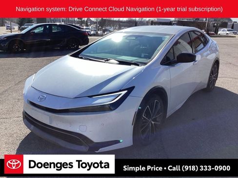 Used 2024 Toyota Prius XLE image 3