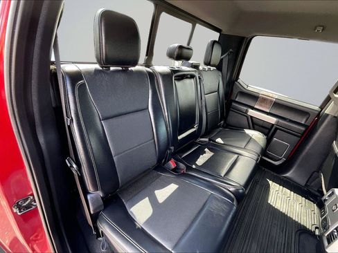 Used 2019 Ford F250 Lariat w/ Lariat Ultimate Package AWD/4WD image 25