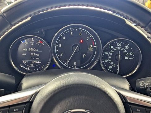 Used 2019 MAZDA MX-5 Miata RF Grand Touring image 15