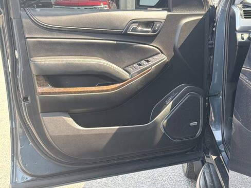 Used 2020 Chevrolet Tahoe LT AWD/4WD image 16