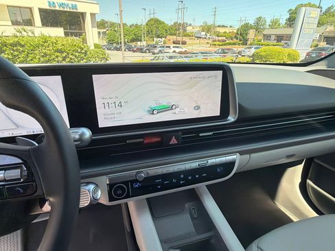 Used 2024 Hyundai Ioniq 6 SEL RWD image 28