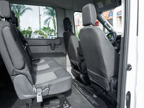 Used 2023 Ford Transit 350 XLT RWD image 13