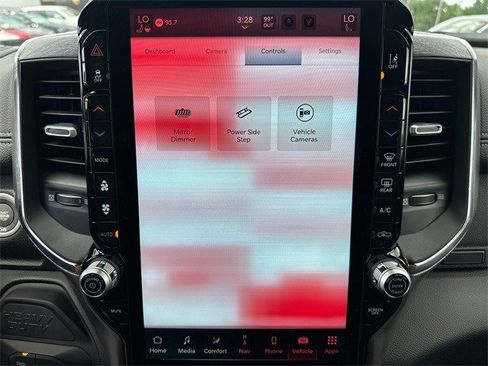 Used 2025 RAM 2500 Laramie image 27