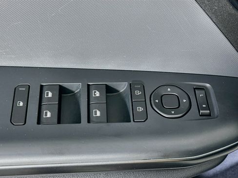 Used 2025 Kia K4 FWD image 15