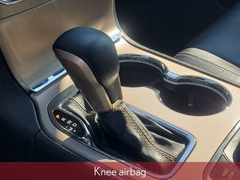 Used 2017 Jeep Grand Cherokee Limited w/ Luxury Group II AWD/4WD image 29