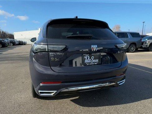 New 2026 Buick Envision Avenir image 7