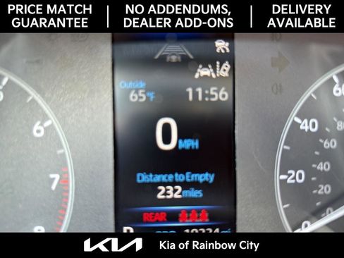 Used 2024 Toyota Corolla Cross L image 19