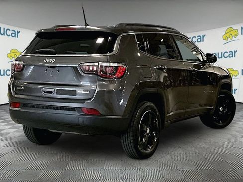 Used 2018 Jeep Compass Latitude AWD/4WD image 6