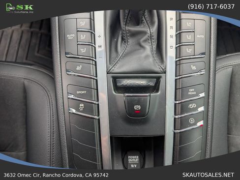 Used 2016 Porsche Macan S image 17