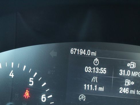 Used 2020 Ford Escape SE image 18