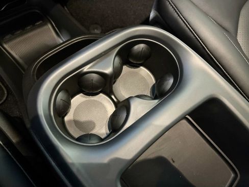 New 2026 Chrysler Pacifica Select AWD/4WD image 14