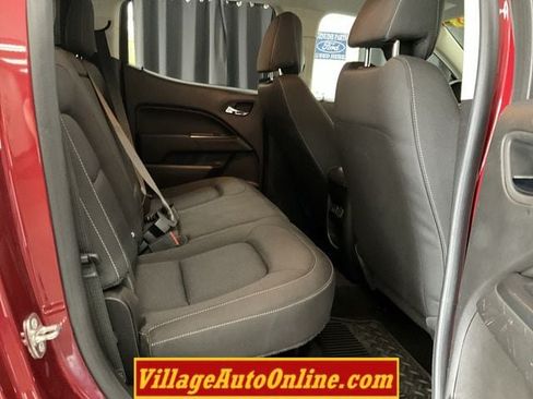 Used 2018 Chevrolet Colorado LT w/ LT Convenience Package AWD/4WD image 32