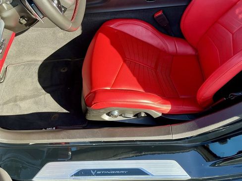 Used 2024 Chevrolet Corvette Stingray Premium Cpe w/ 3LT image 38