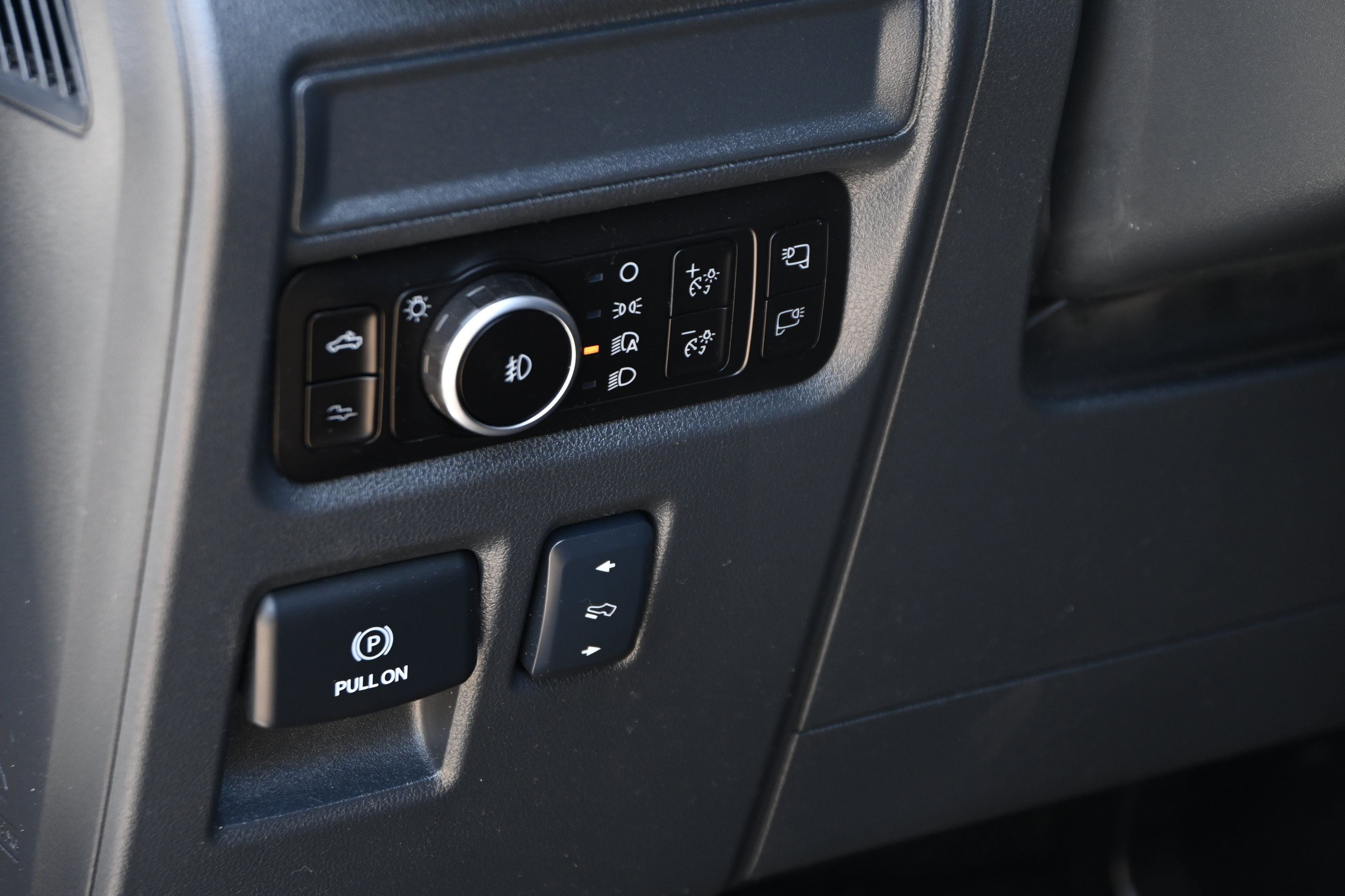 Used 2026 Ford F150 Raptor AWD/4WD image 26