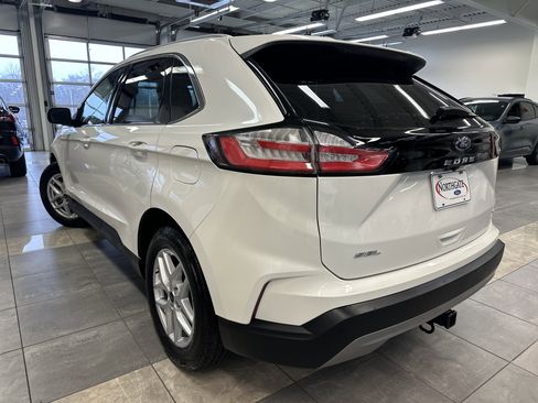 Used 2024 Ford Edge SEL w/ Convenience Package image 15