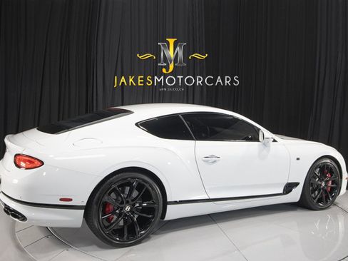 Used 2020 Bentley Continental GT V8 AWD/4WD image 10