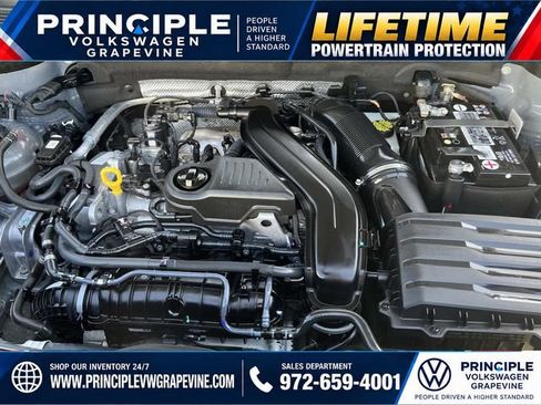 Used 2023 Volkswagen Taos SE w/ Panoramic Sunroof Package FWD image 28