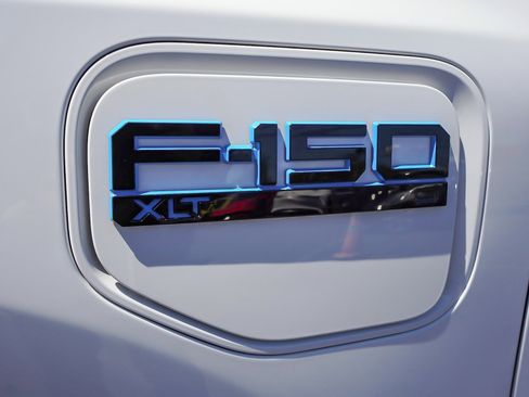 Used 2024 Ford F150 Lightning XLT AWD/4WD image 52