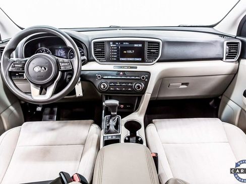 Used 2022 Kia Sportage LX image 17