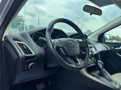 Used 2015 Ford Focus Titanium w/ Titanium Cold Weather Package FWD image 14