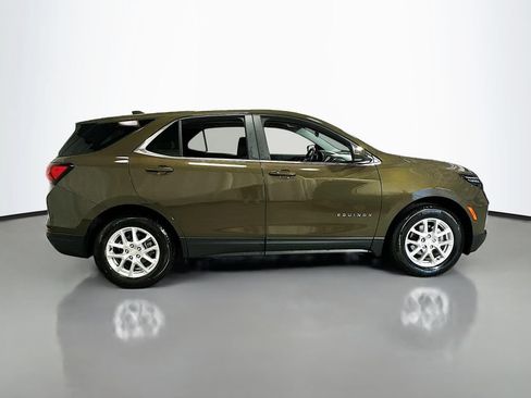 Used 2023 Chevrolet Equinox LT FWD image 9