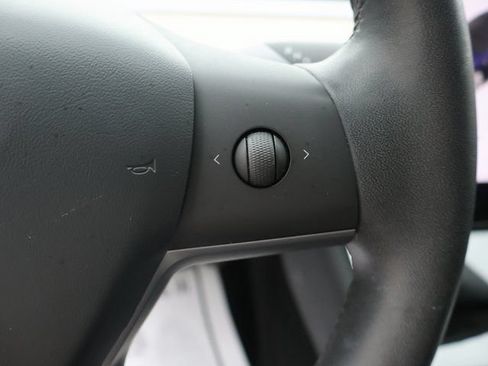 Used 2020 Tesla Model 3 Standard Range Plus RWD image 32