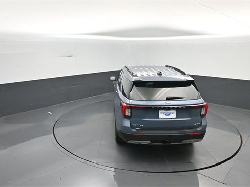 New 2025 Ford Explorer Active w/ Active Comfort Package image 23