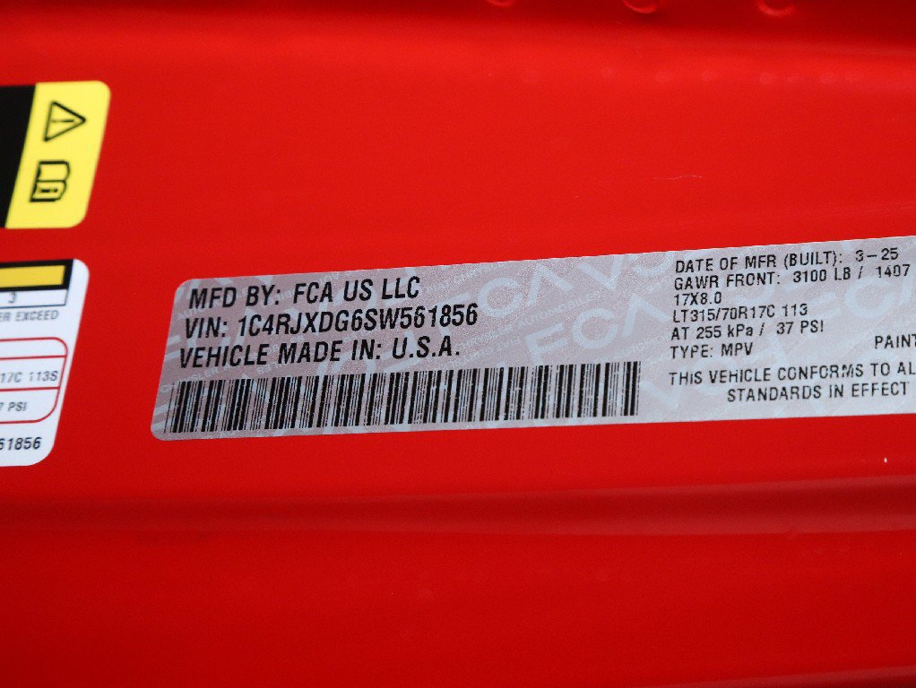 Used 2025 Jeep Wrangler Unlimited Sport AWD/4WD image 24
