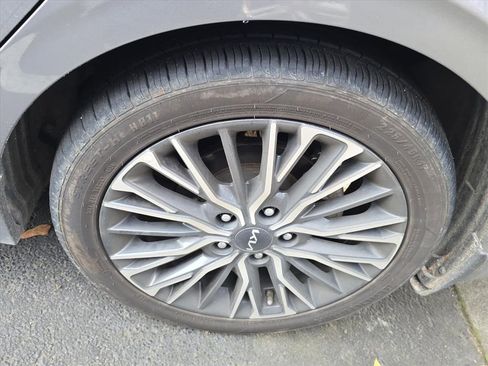 Used 2023 Kia Forte GT-Line image 10