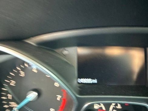 Used 2018 Ford Escape SEL FWD image 9