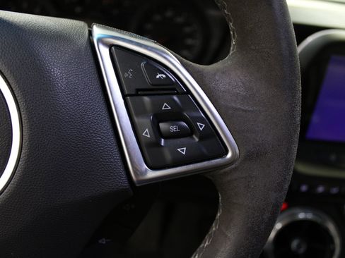 Used 2019 Chevrolet Camaro LT w/ 1LE Track Performance Package RWD image 23