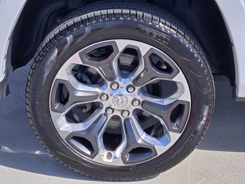 Used 2023 RAM 1500 Limited AWD/4WD image 10