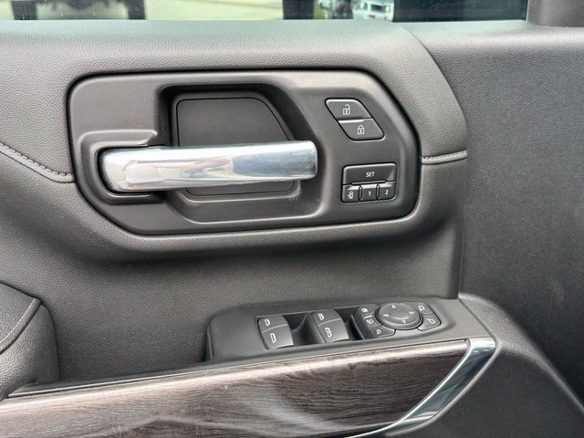 Used 2022 Chevrolet Silverado 3500 LTZ w/ LTZ Plus Package AWD/4WD image 18