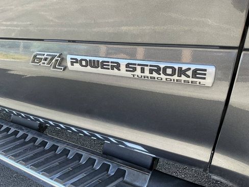 Used 2019 Ford F250 Lariat w/ Lariat Ultimate Package AWD/4WD image 47