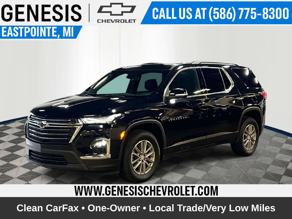 Used 2023 Chevrolet Traverse LT FWD image 1