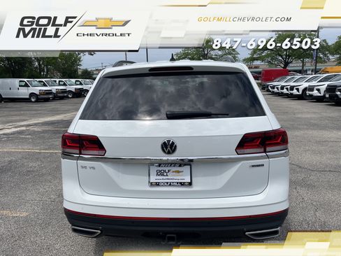 Used 2023 Volkswagen Atlas SE w/ Panoramic Sunroof Package AWD/4WD image 7