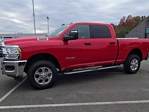 Used 2024 RAM 2500 Big Horn w/ Bed Utility Group image 8