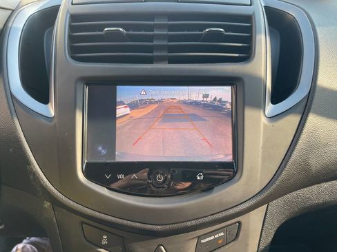 Used 2016 Chevrolet Trax LS w/ LPO, Protection Package FWD image 11