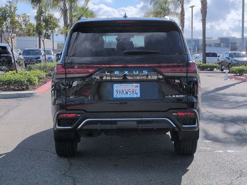 Used 2023 Lexus LX 600 F Sport image 9