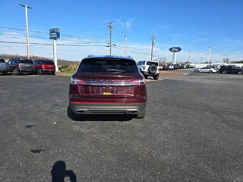 Used 2022 Lincoln Nautilus Reserve image 8