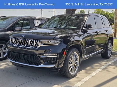 Used 2023 Jeep Grand Cherokee Summit w/ Luxury Tech Group V AWD/4WD image 3